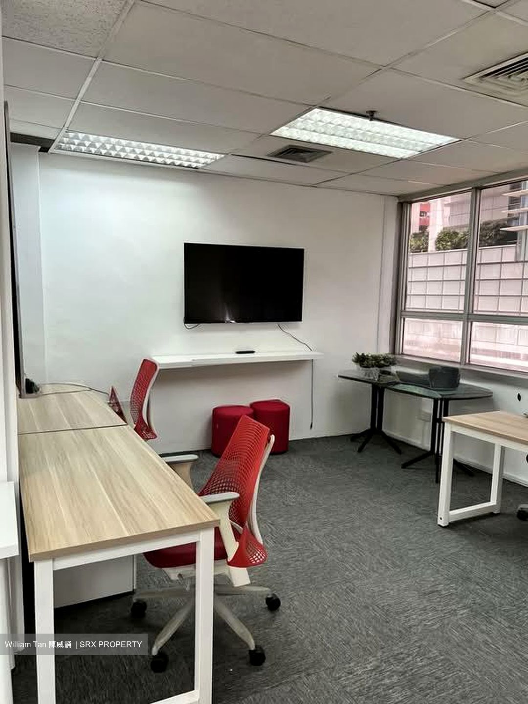 North Bridge Centre (D7), Office #626069121